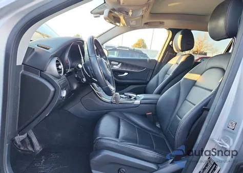 2016 Mercedes-Benz Glc 300 4Matic from USA, damaged, VIN WDC0G4KB8GF026655